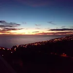 Сasa de vacaciones Hills And Atlantic Ocean Retreat - Conceicao House