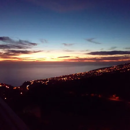 Дом отдыха Hills And Atlantic Ocean Retreat - Conceicao House