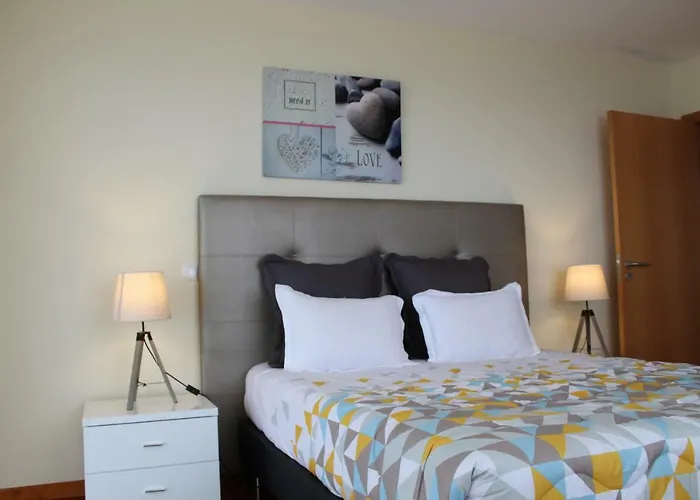 Hills And Atlantic Ocean Retreat - Conceicao House 度假居 卡列塔